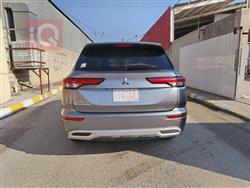 میتسوبیشی ئاوتلاندەر